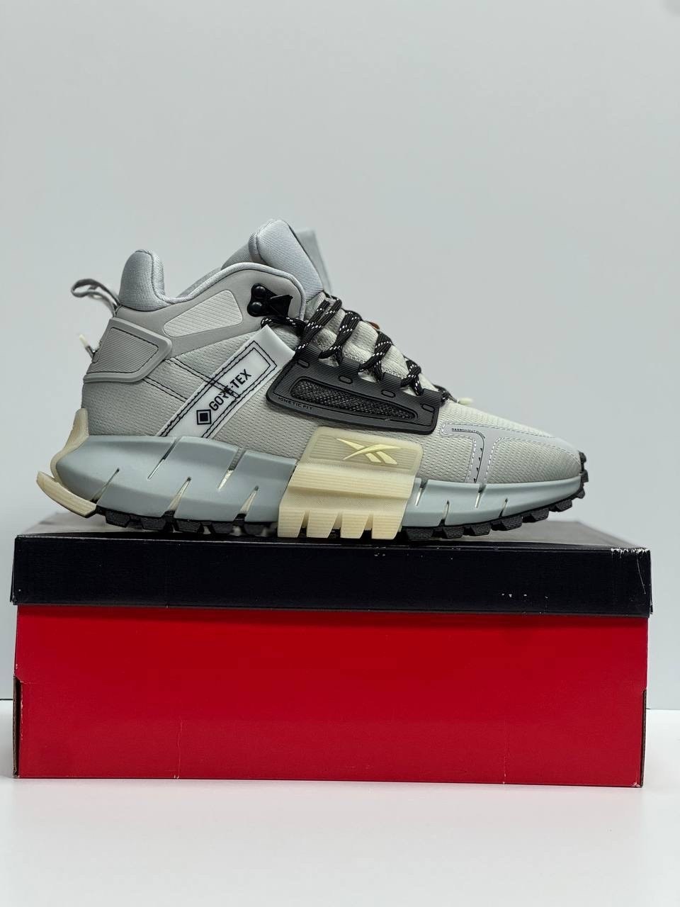 кроссовки мужские reebok zig kinetica edge,кроссовки reebok zig kinetica edge,кроссовки reebok zig kinetica,кроссовки reebok zig kinetica edge цвет серый,зимние кроссовки reebok zig kinetica edge