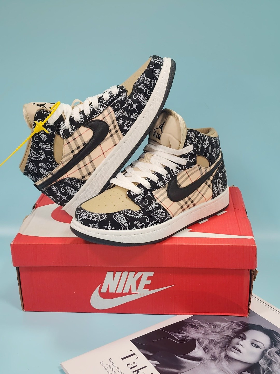 кроссовки nike air jordan 1,nike air jordan 1 mid pine green,nike air jordan 1 pine green,nike air jordan 1,nike air jordan 1 retro high