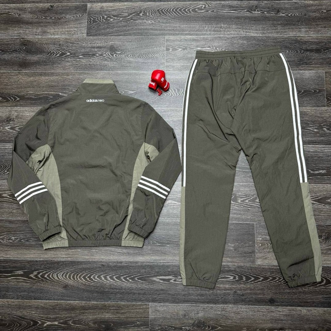 спортивный костюм adidas originals,спортивный костюм adidas,костюм спортивный мужской adidas,костюм adidas essentials мужской,adidas performance essentials костюм мужской