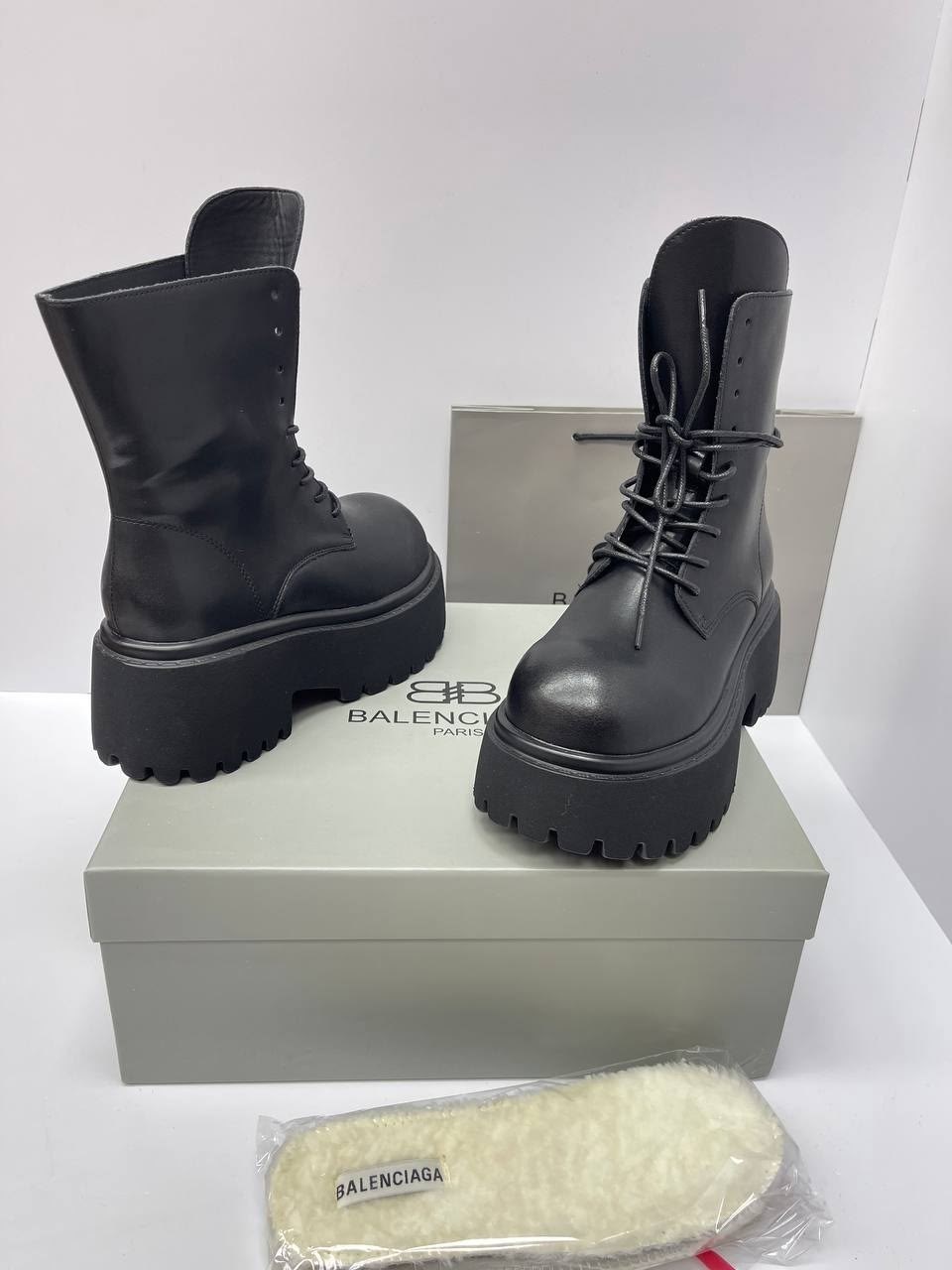 женские ботинки celine,celine ботинки,женские ботинки,ботинки balenciaga,