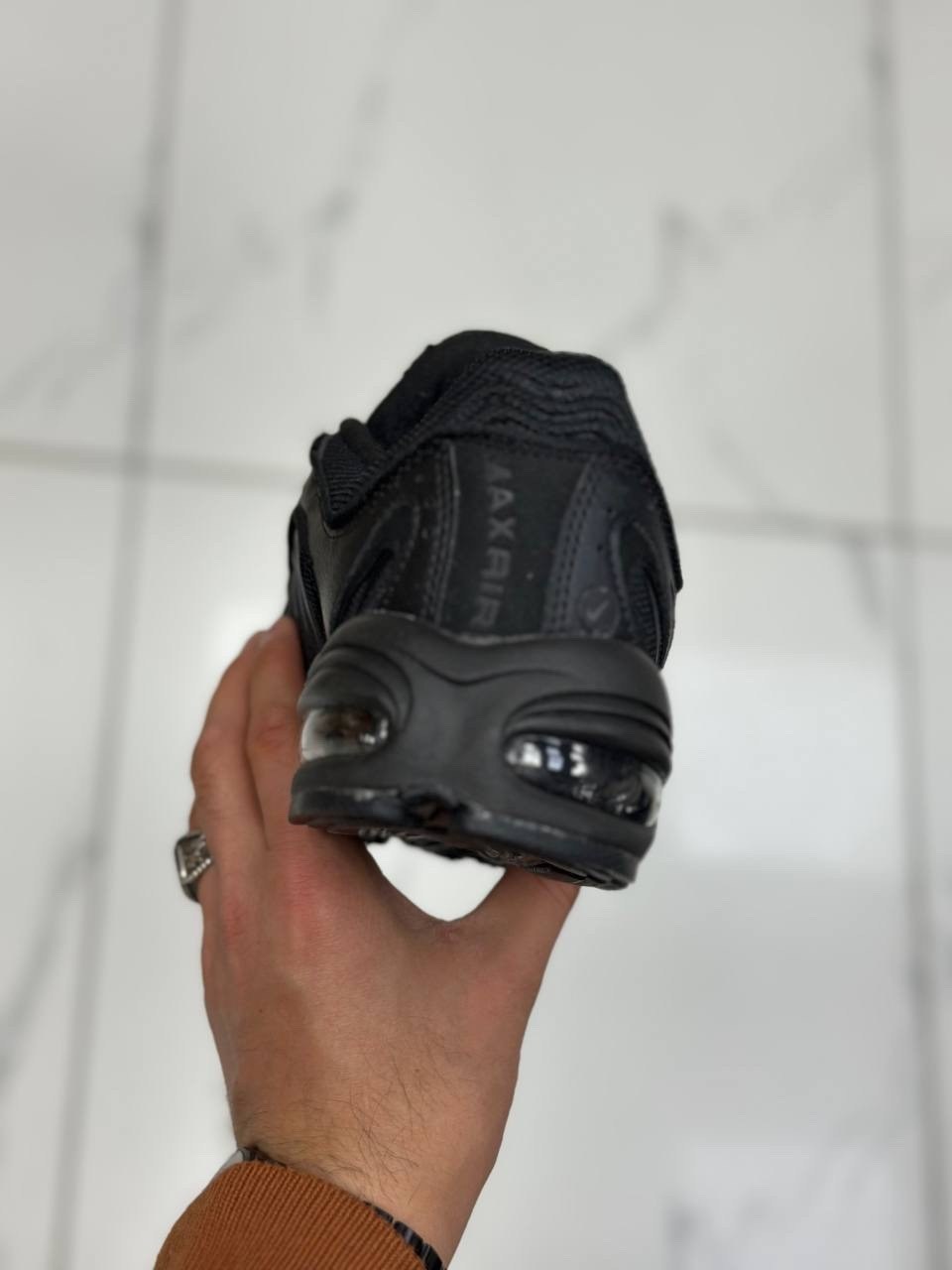 кроссовки nike air max tn plus,кроссовки nike air max tailwind 4,кроссовки,мужской кроссовки,кроссовки nike air max