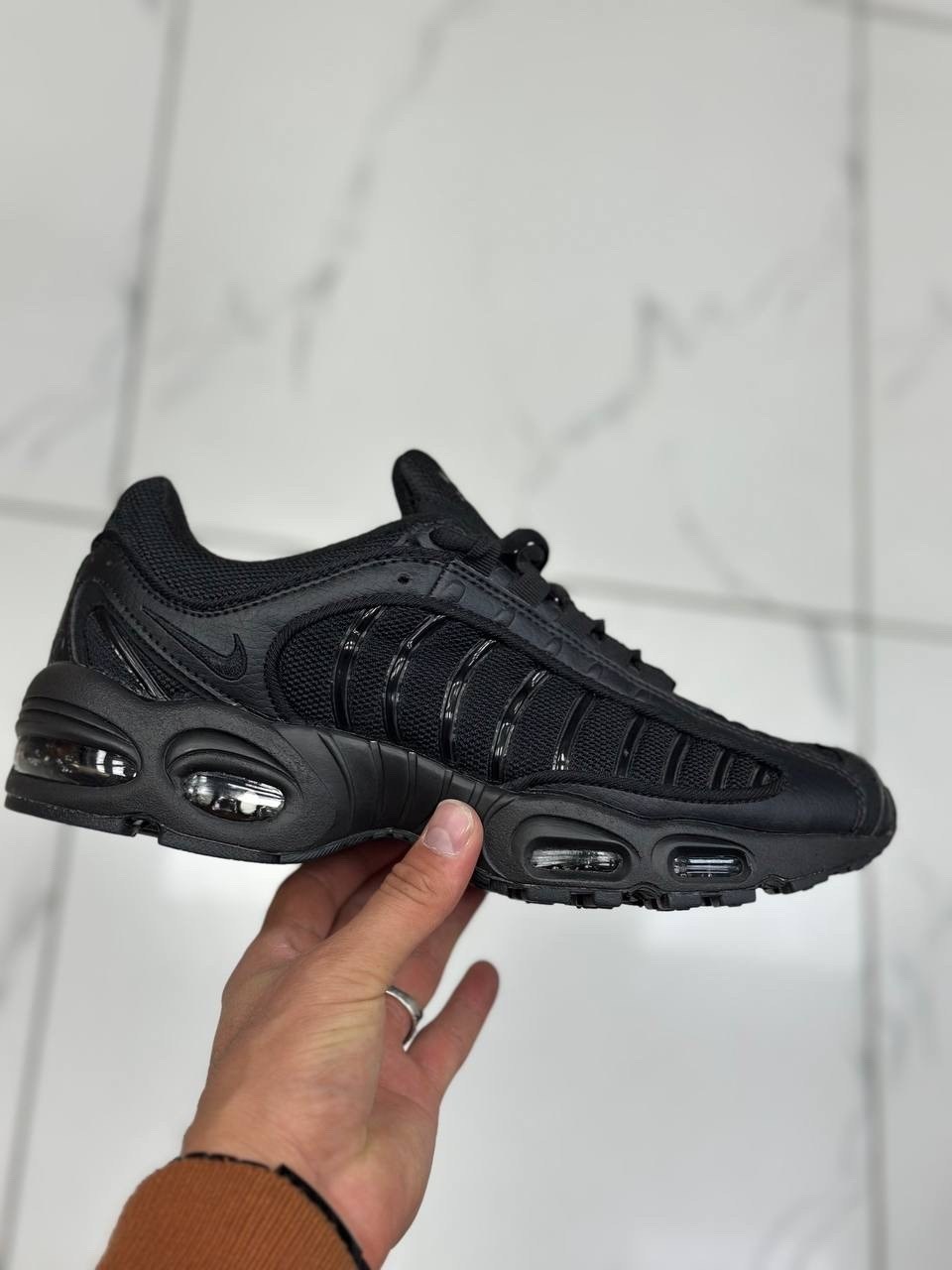 кроссовки nike air max tn plus,кроссовки nike air max tailwind 4,кроссовки,мужской кроссовки,кроссовки nike air max