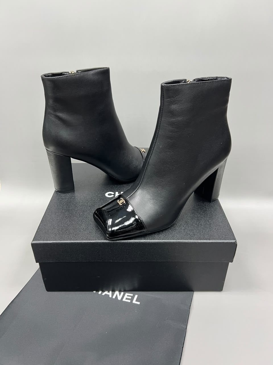 ботильоны chanel,,ботильоны женские chanel,ботильоны ив сен лоран,женские ботильоны