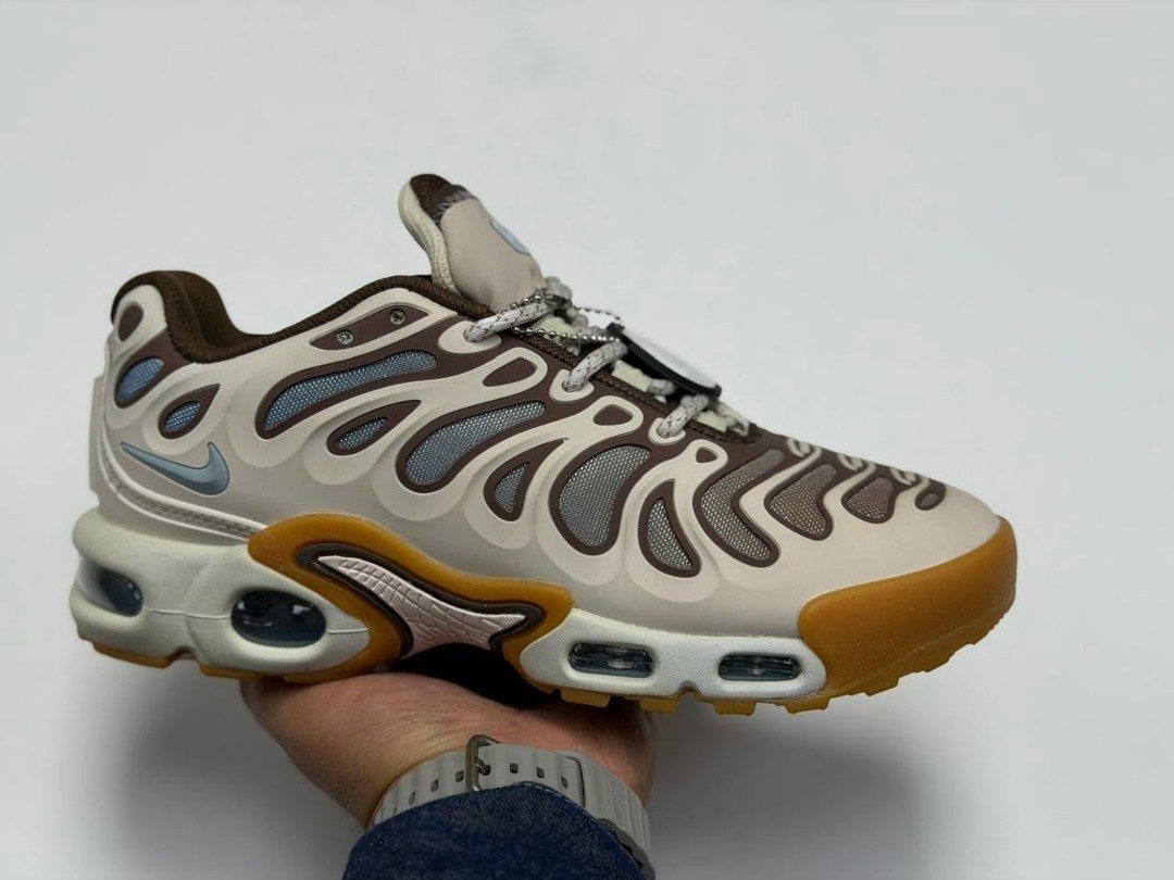 кроссовки nike air max plus,кроссовки nike air max plus drift,кроссовки nike air max plus tn,nike air max plus drift,nike air max plus tn
