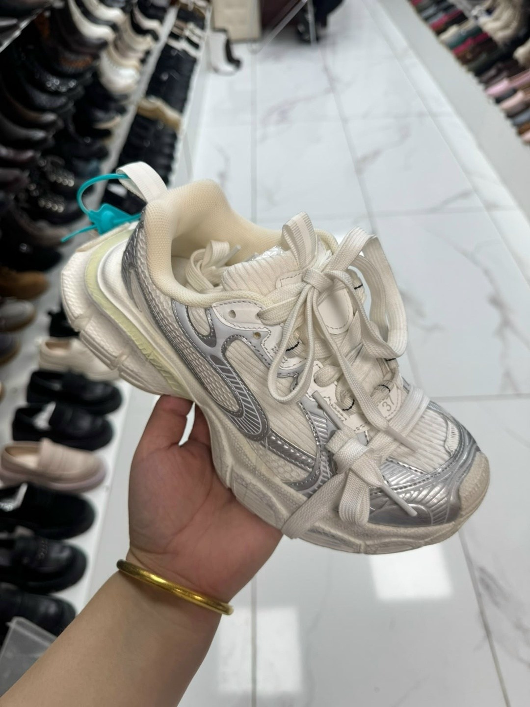 кроссовки balenciaga,кроссовки женские balenciaga,кроссовки баленсиага 3xl,кроссовки balenciaga 3 xl,кроссовки balenciaga track