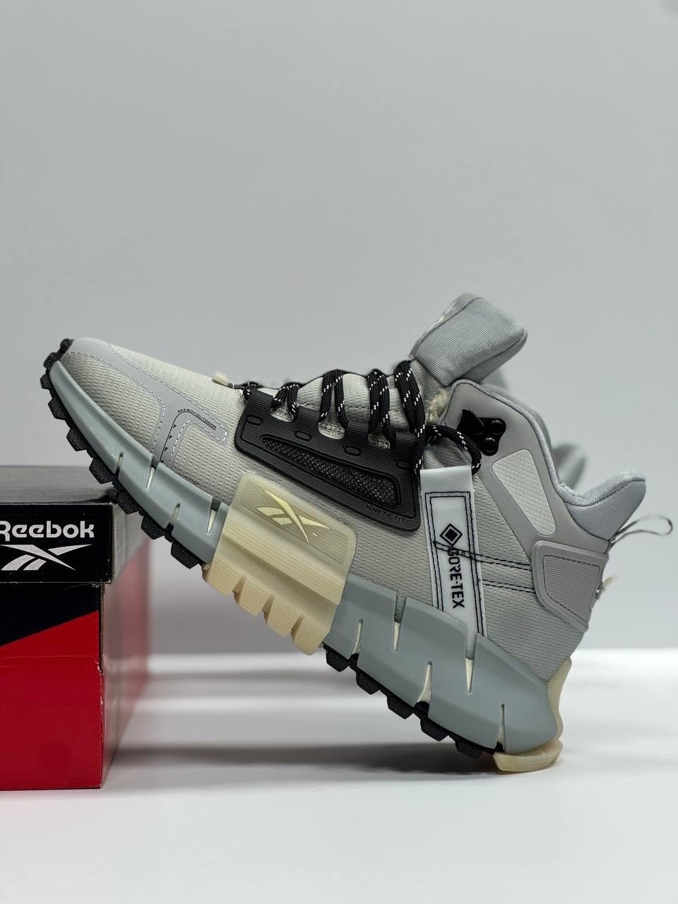 кроссовки мужские reebok zig kinetica edge,кроссовки reebok zig kinetica edge,кроссовки reebok zig kinetica,кроссовки reebok zig kinetica edge цвет серый,зимние кроссовки reebok zig kinetica edge