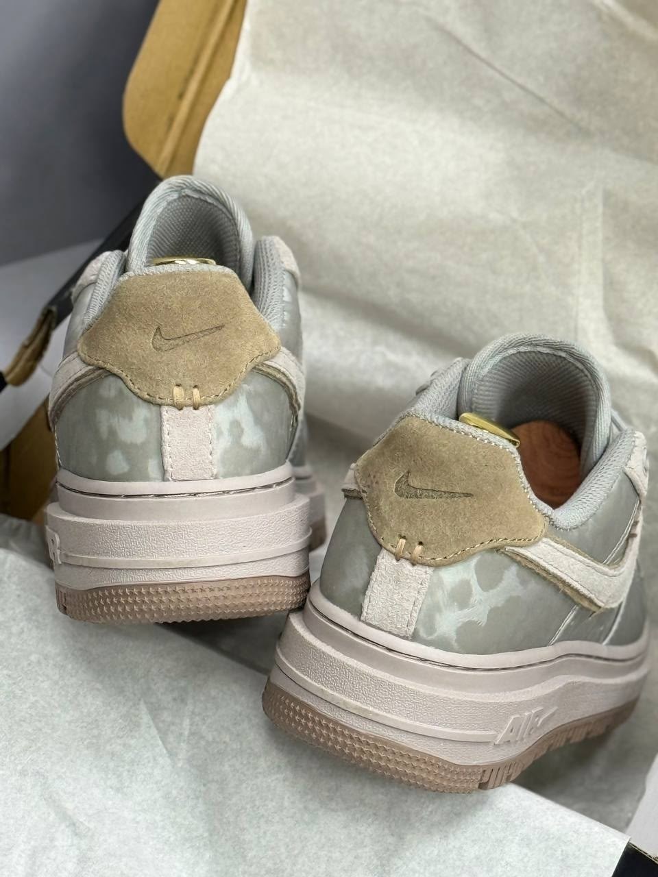 кроссовки travis scott x nike air force 1 low cactus jack,кроссовки nike air force 1,кроссовки,nike air force 1,nike air force 1 low