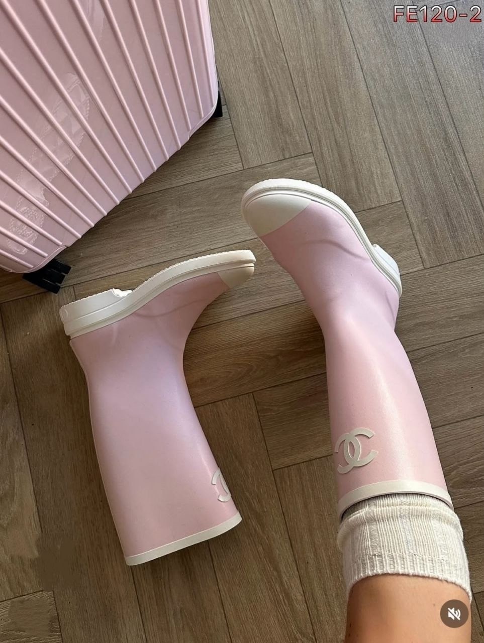 резиновые сапоги chanel,женские резиновые сапоги,сапоги chanel,сапоги шанель резиновые,резиновые сапоги