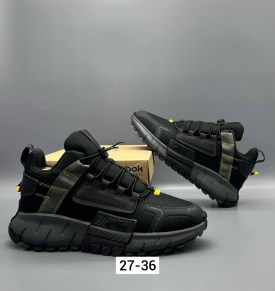 Кроссовки