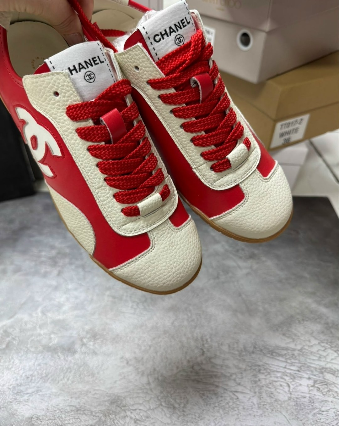 ,chanel кроссовки,кеды chanel,кроссовки женскиe,брендовая