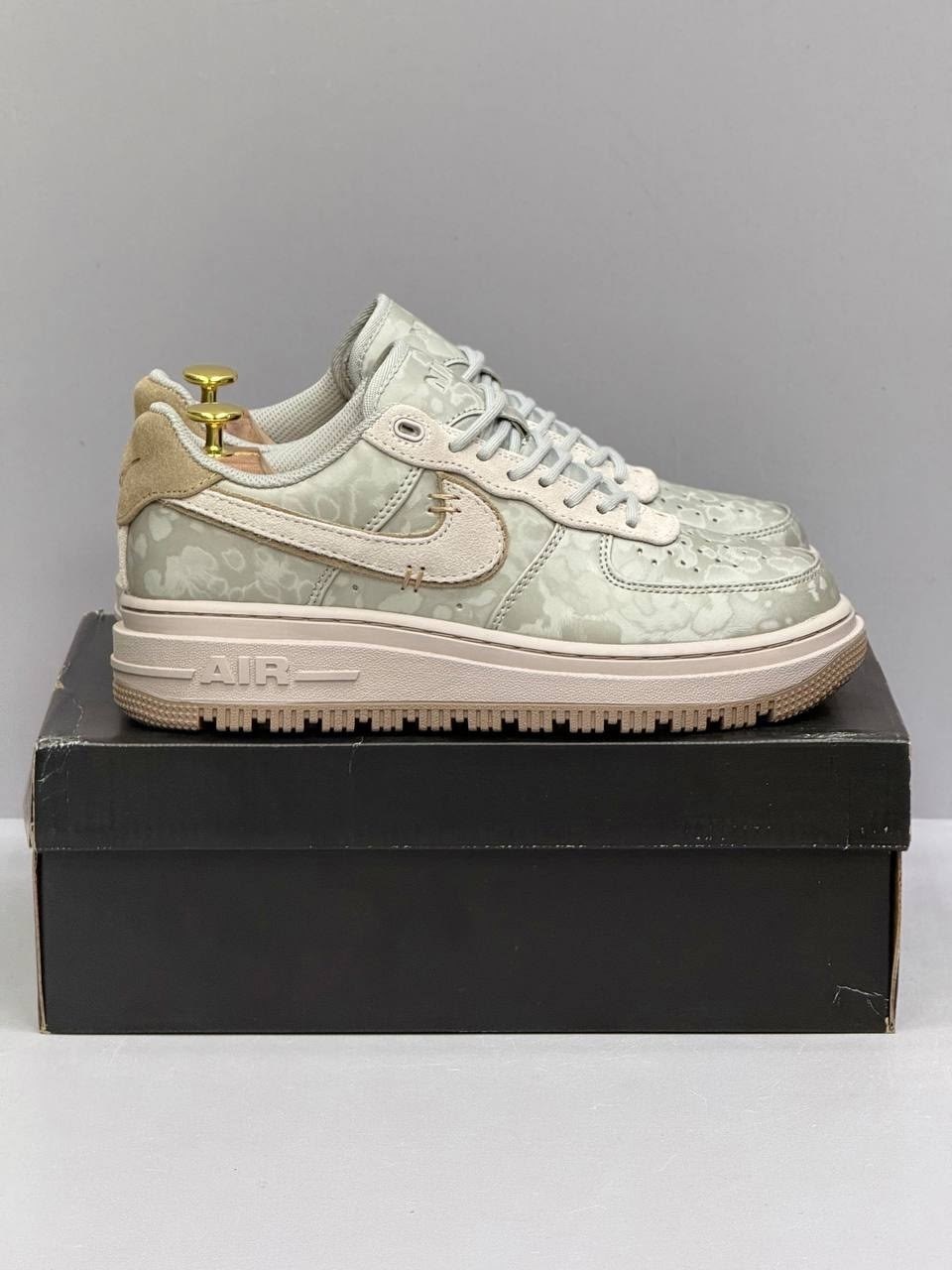 кроссовки travis scott x nike air force 1 low cactus jack,кроссовки nike air force 1,кроссовки,nike air force 1,nike air force 1 low