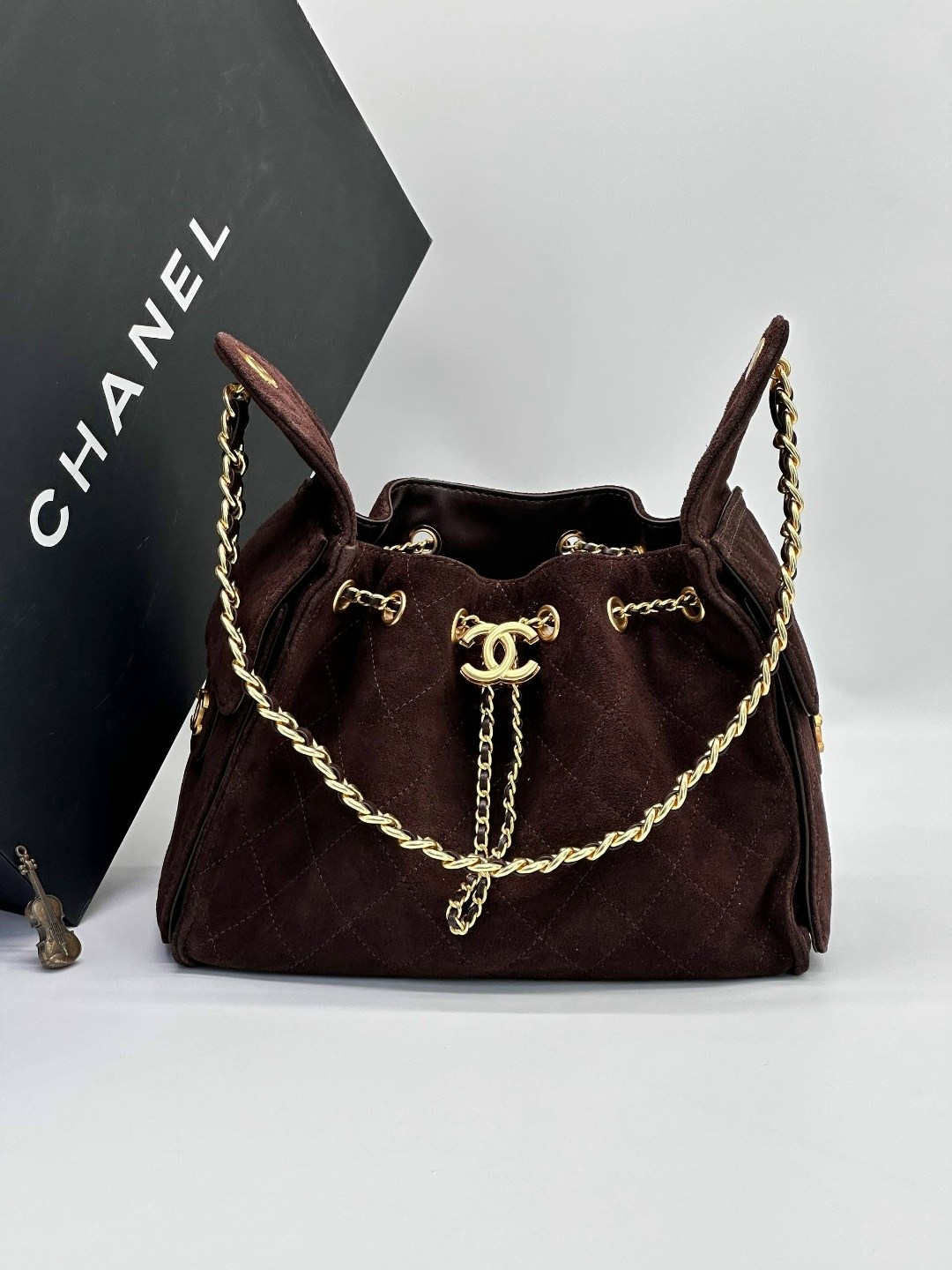 женская замшевая сумка chanel 25 small,серая замшевая сумка chanel 25 small,сумка chanel,замшевая сумка,chanel сумка женская