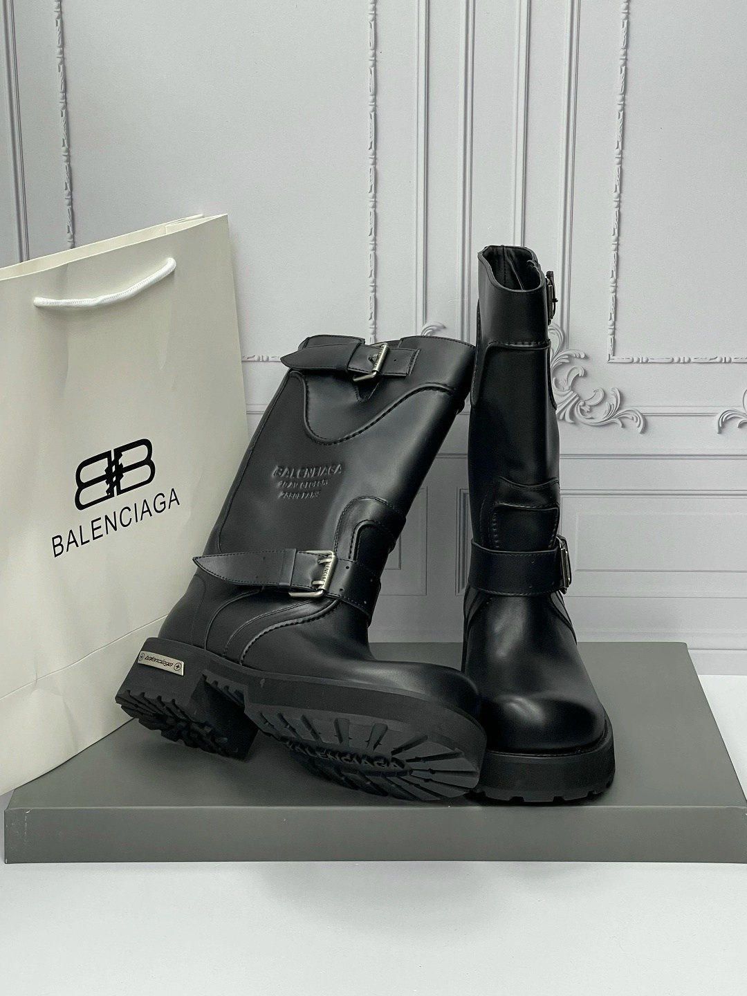 ботинки balenciaga,balenciaga сапоги,balenciaga ,сапоги женские balenciaga,