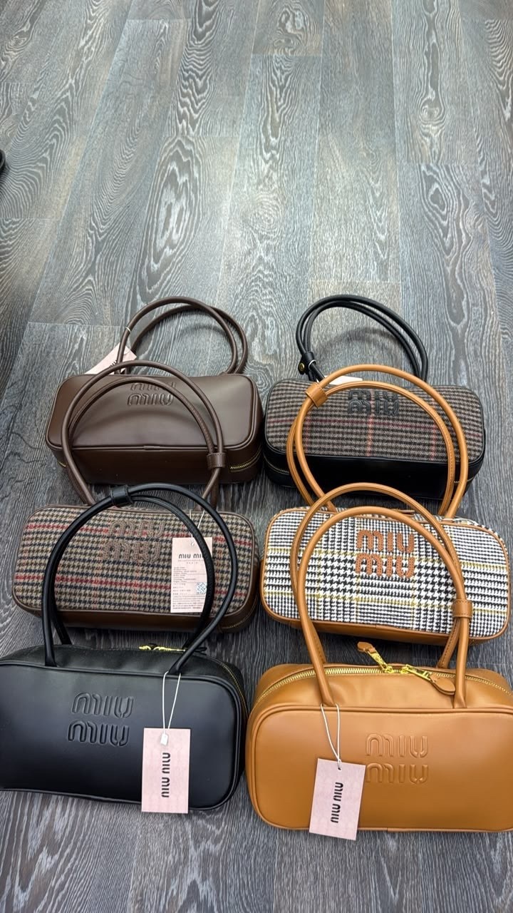 сумка guess,guess сумка кросс боди,guess сумка на плечо,сумка guess женская,модная сумка