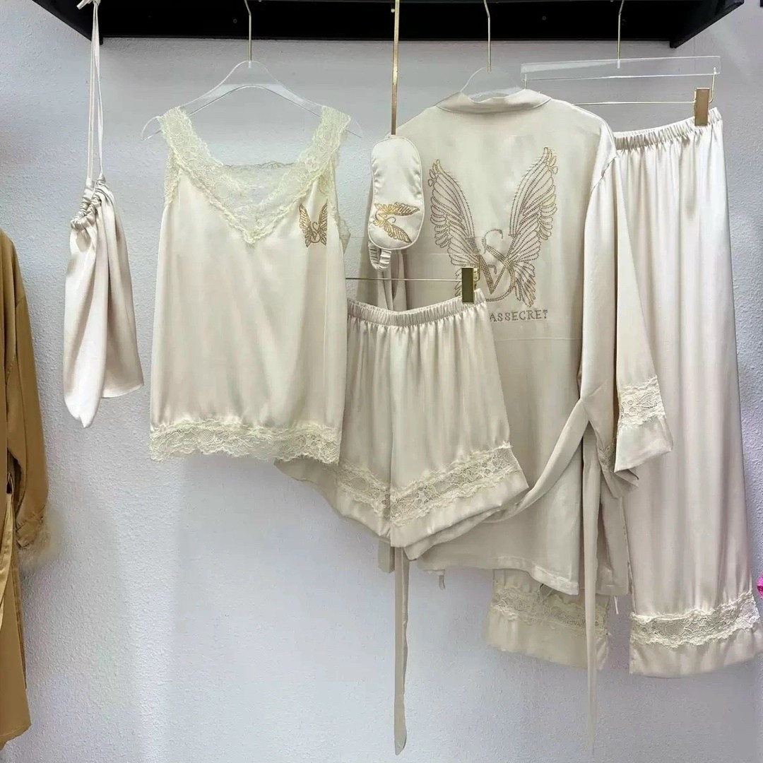 шелковая пижама,пижама с кружевом,женская пижама,кружевная пижама,комплект пижама