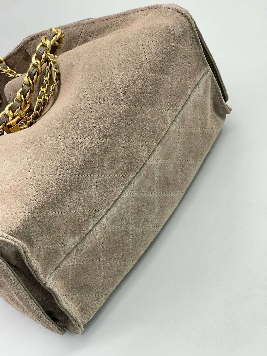 женская замшевая сумка chanel 25 small,серая замшевая сумка chanel 25 small,сумка chanel,замшевая сумка,chanel сумка женская