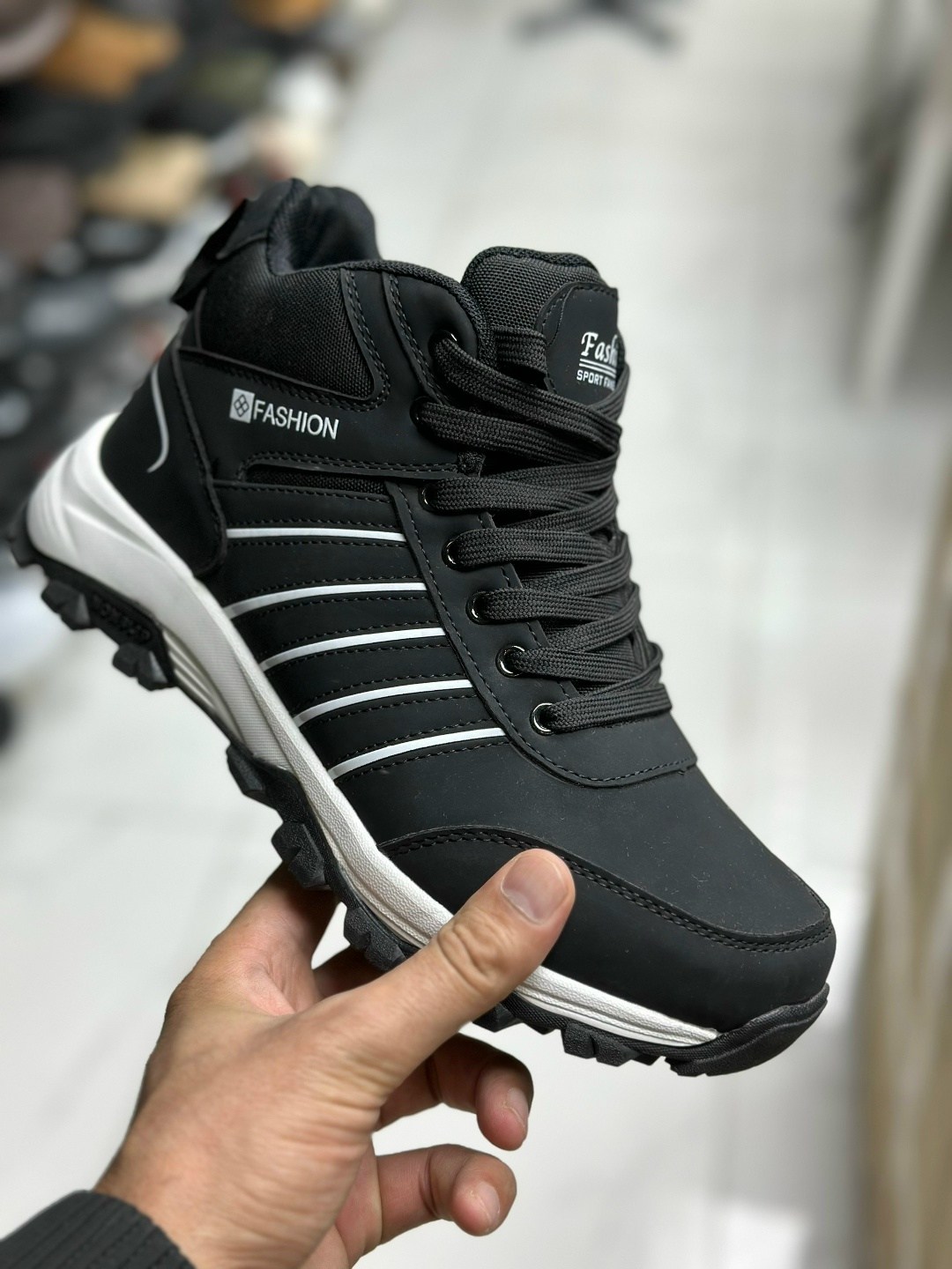 кроссовки зимние adidas,мужские зимние кроссовки,кроссовки зимние мужские adidas,,кроссовки зимние
