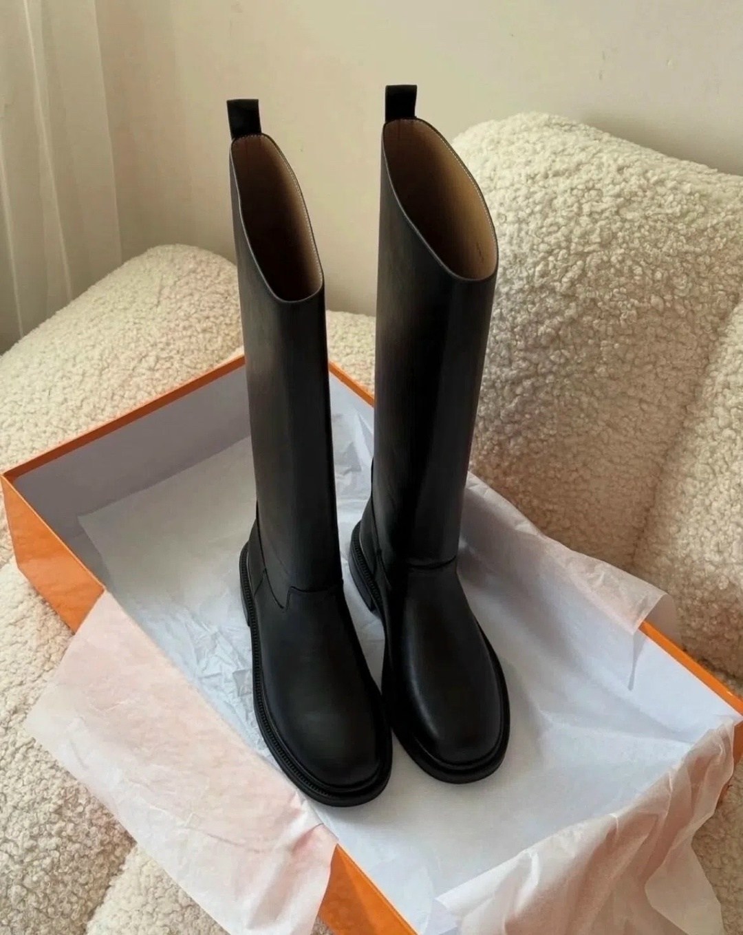 сапоги женские,сапоги высокие,сапоги,женские черные кожаные сапоги jil sander,кожаные женские сапоги