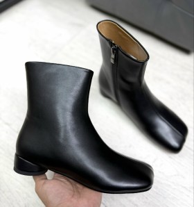 Ботинки