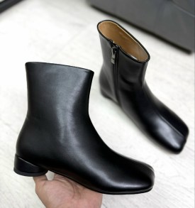 Ботинки
