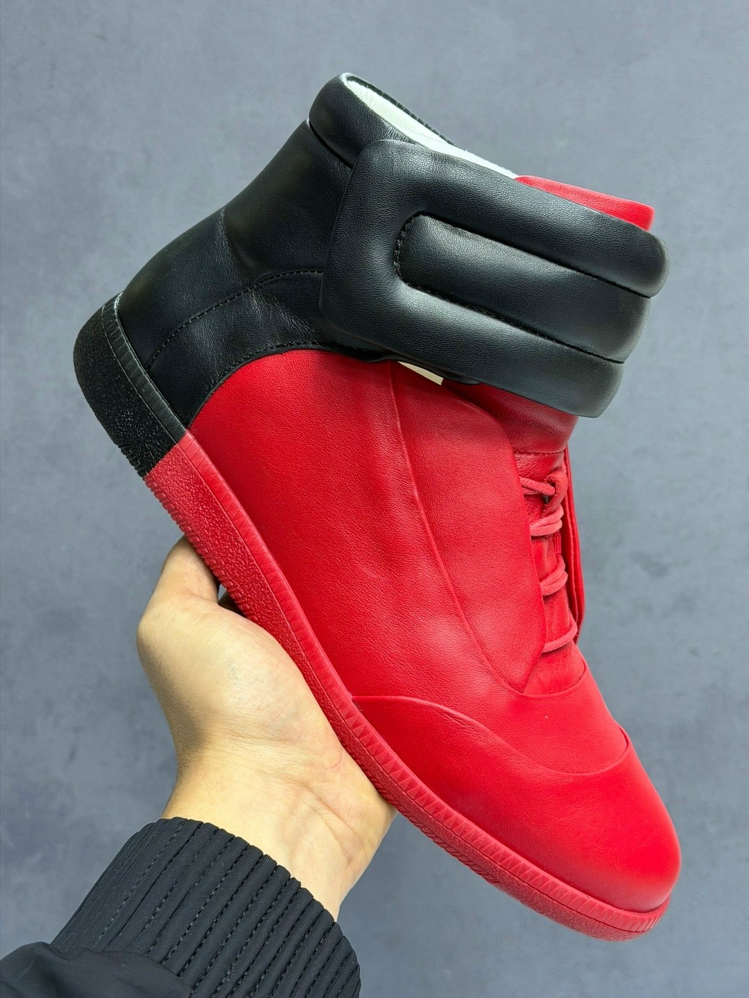 ,мужская  с красной подошвой,повседневная ,кроссовки maison margiela future,кроссовки maison margiela красный