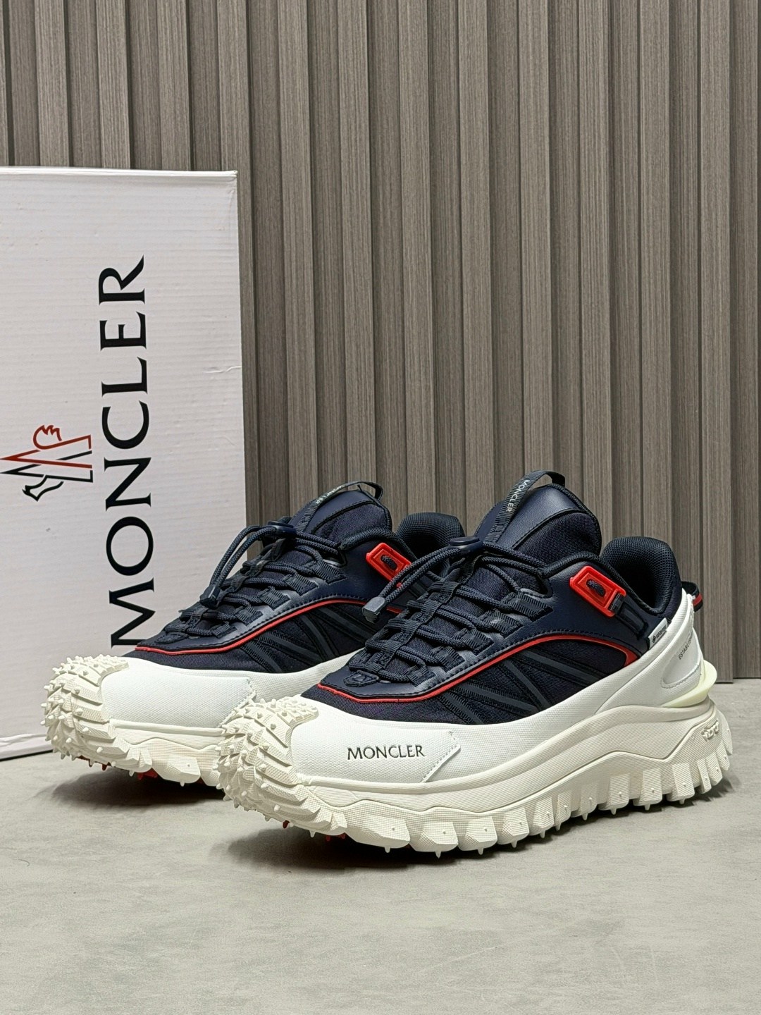 кроссовки moncler,кроссовки moncler trailgrip gtx,кроссовки moncler мужские,moncler trailgrip lite 2 низкие кроссовки белый/красный,moncler trailgrip