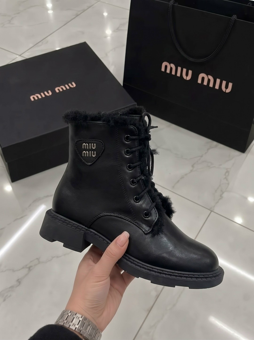 ,ботинки женские miu miu,ботинки miu miu,ботинки зимние женские,женские ботинки