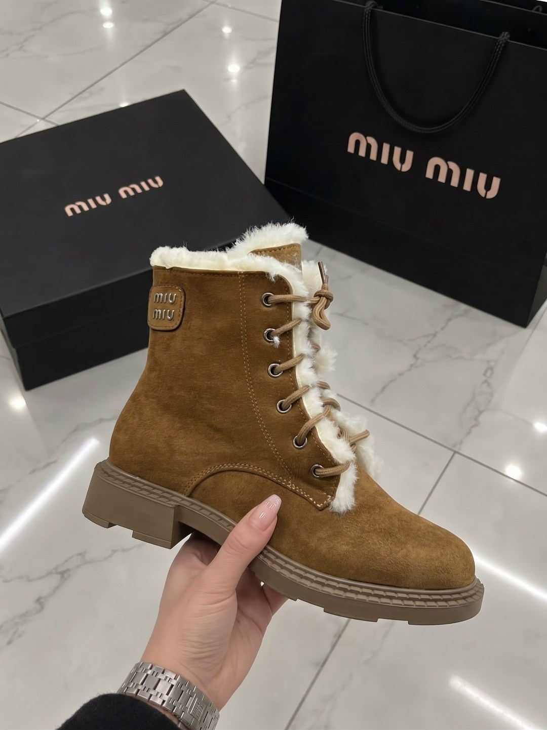 ,ботинки женские miu miu,ботинки miu miu,ботинки зимние женские,женские ботинки