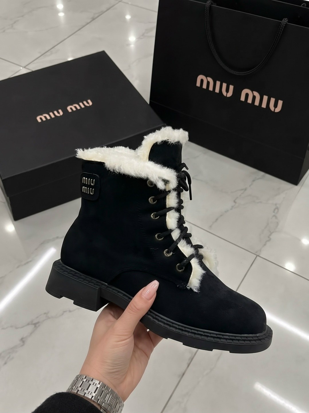 ,ботинки женские miu miu,ботинки miu miu,ботинки зимние женские,женские ботинки