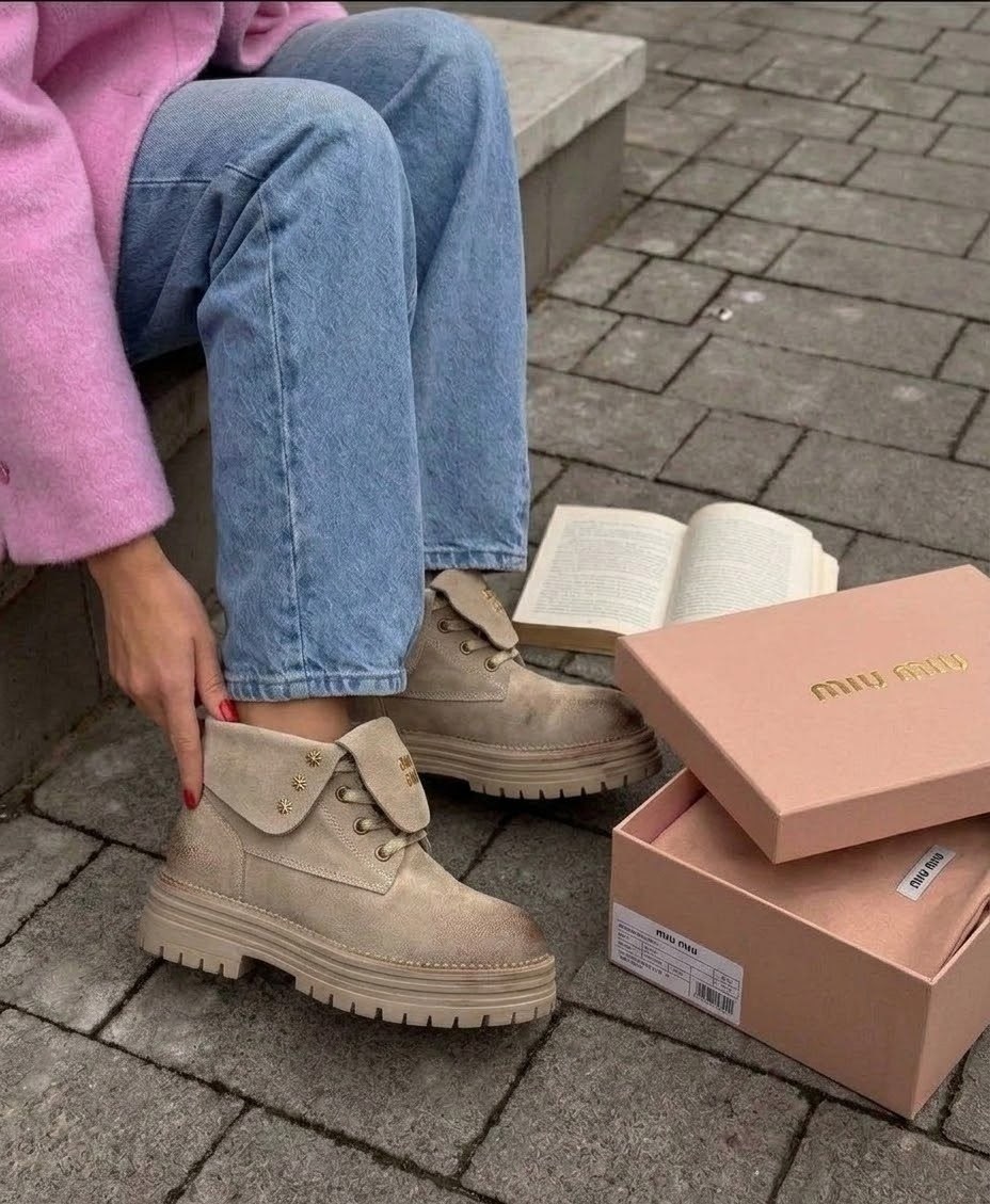 ботинки miu miu,,ботинки замшевые miu miu,женские ботинки,женская