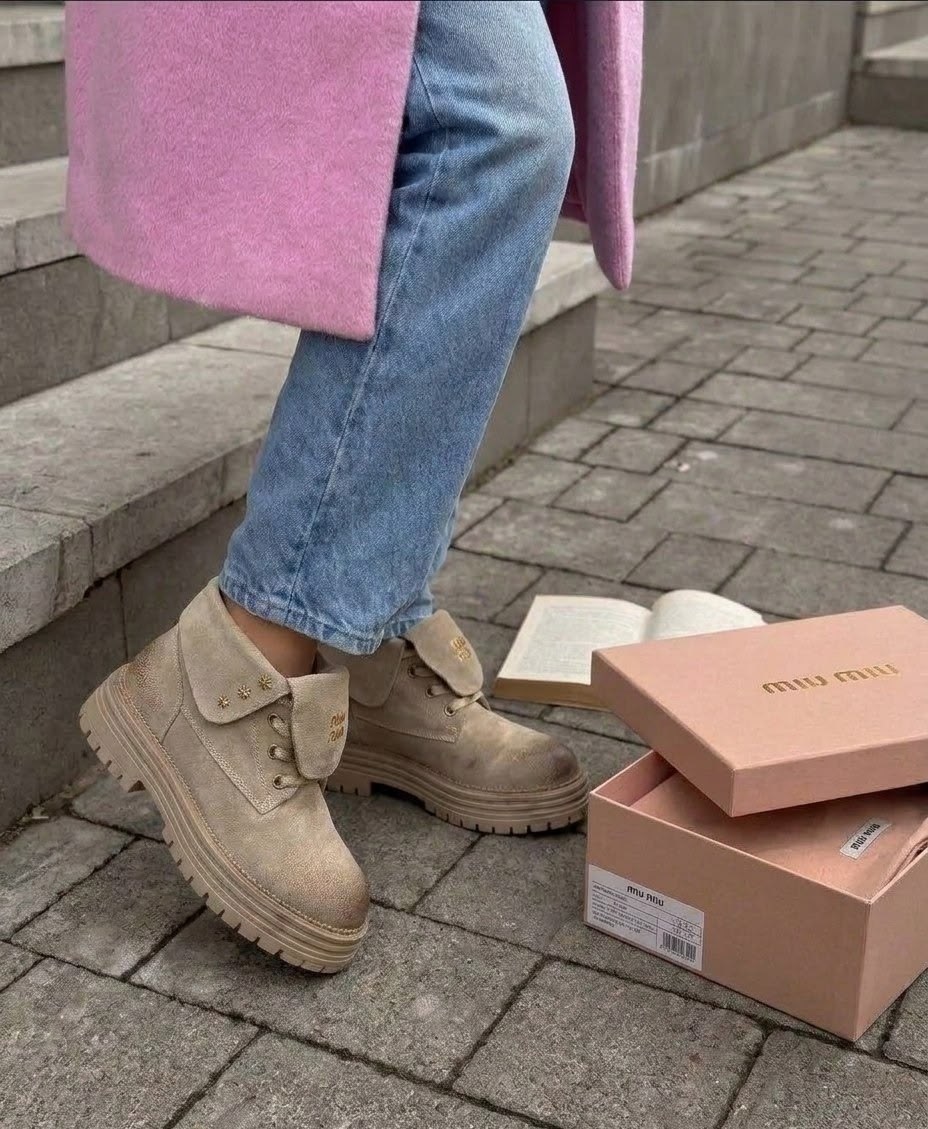 ботинки miu miu,,ботинки замшевые miu miu,женские ботинки,женская
