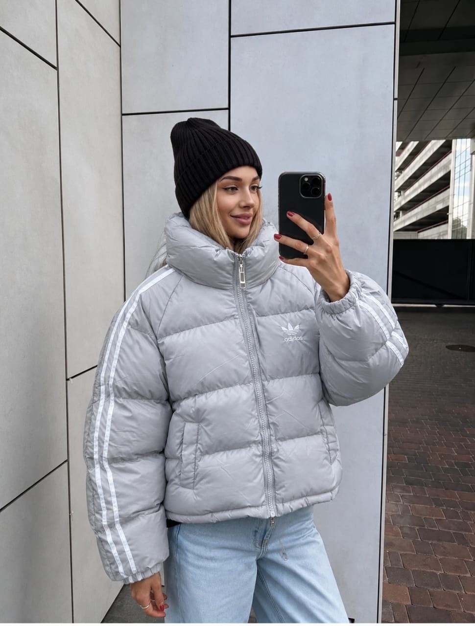 адидас ориджиналс куртка укороченная,красная дутая куртка adidas originals ski chic,зимняя куртка adidas originals,красная куртка adidas женская,куртка adidas originals