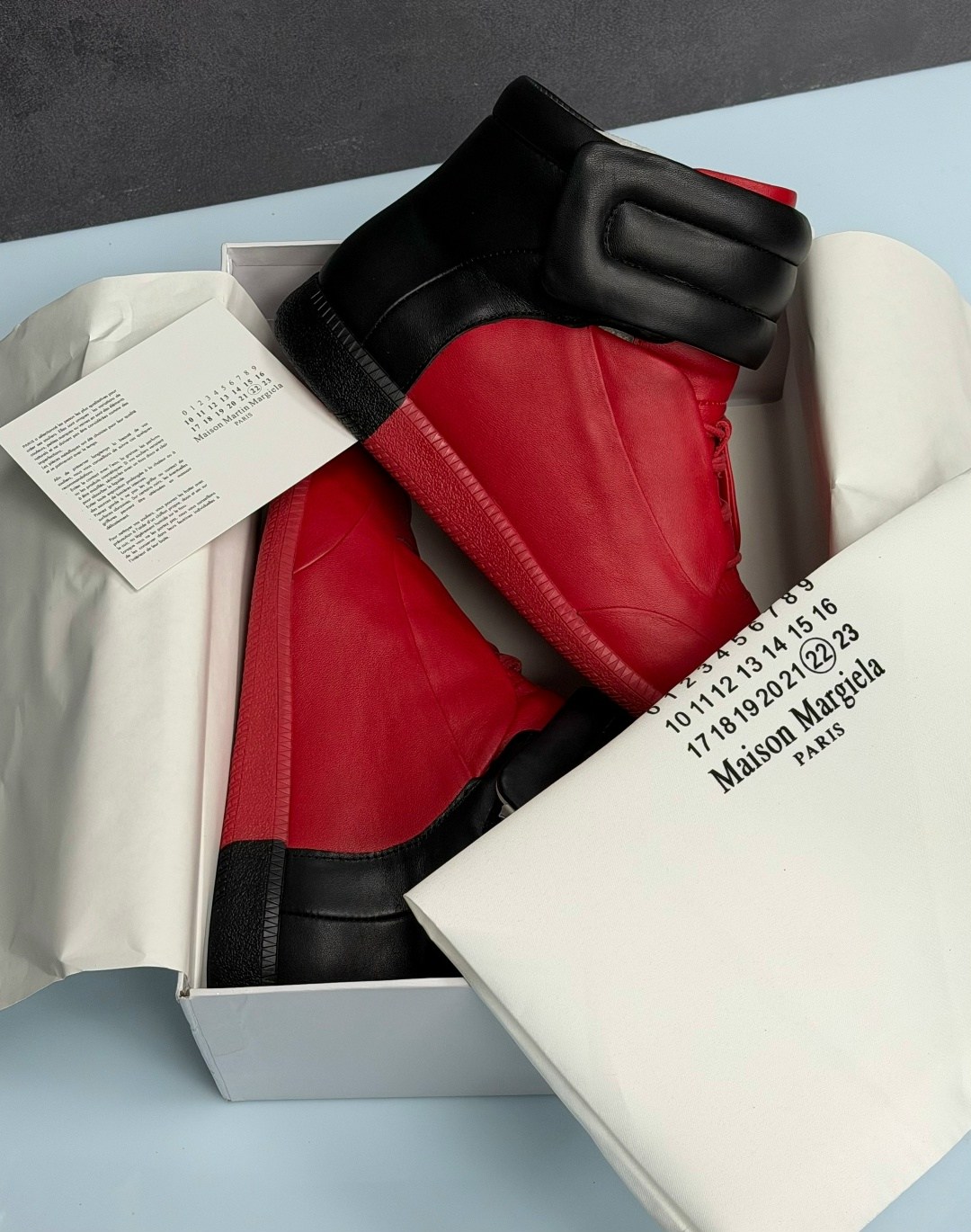 ,мужская  с красной подошвой,повседневная ,кроссовки maison margiela future,кроссовки maison margiela красный