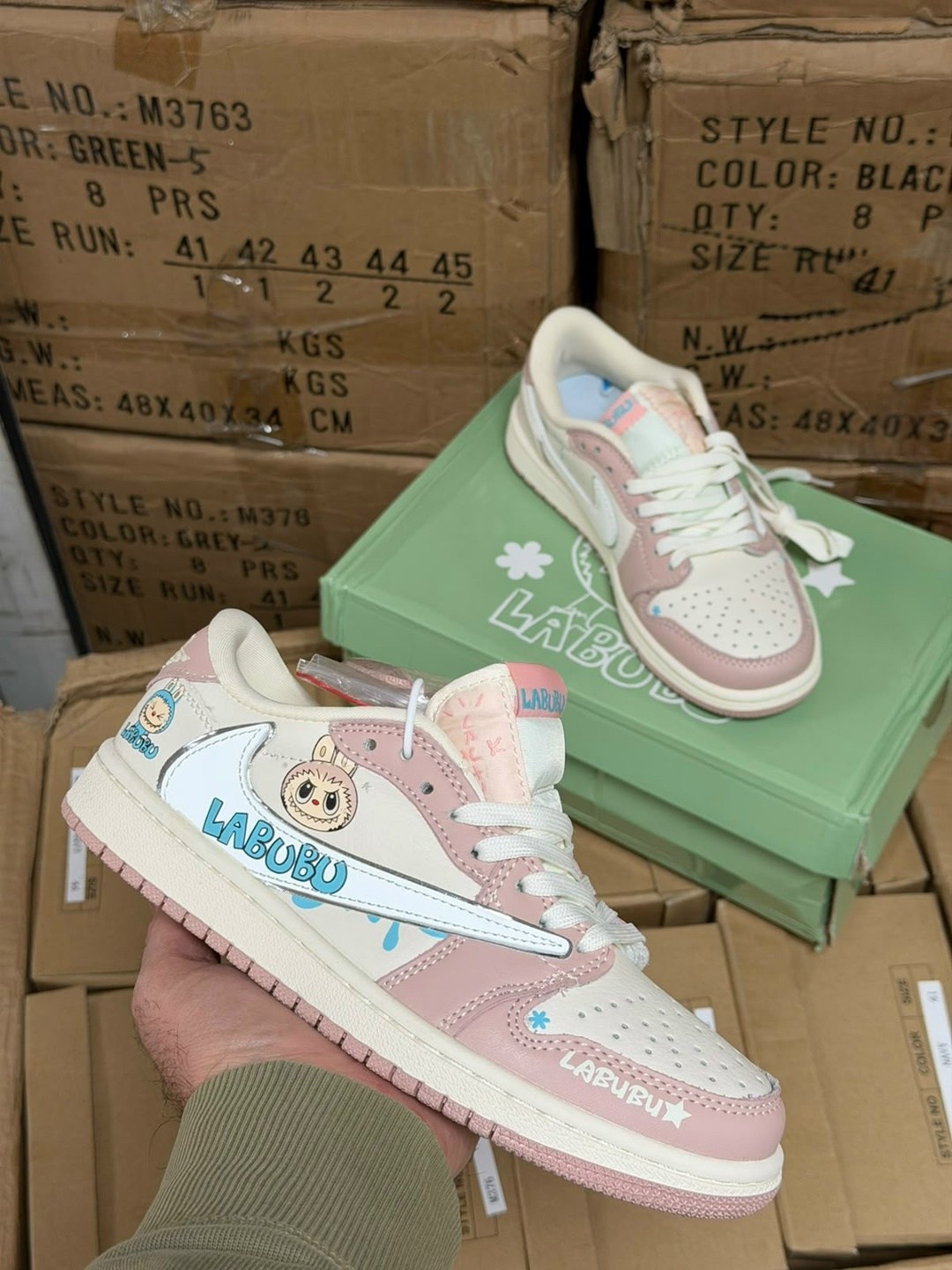 кроссовки,кроссовки женскиe,кроссовки nike air jordan 1 low,кроссовки унисекс nike air jordan 1,розовые кроссовки
