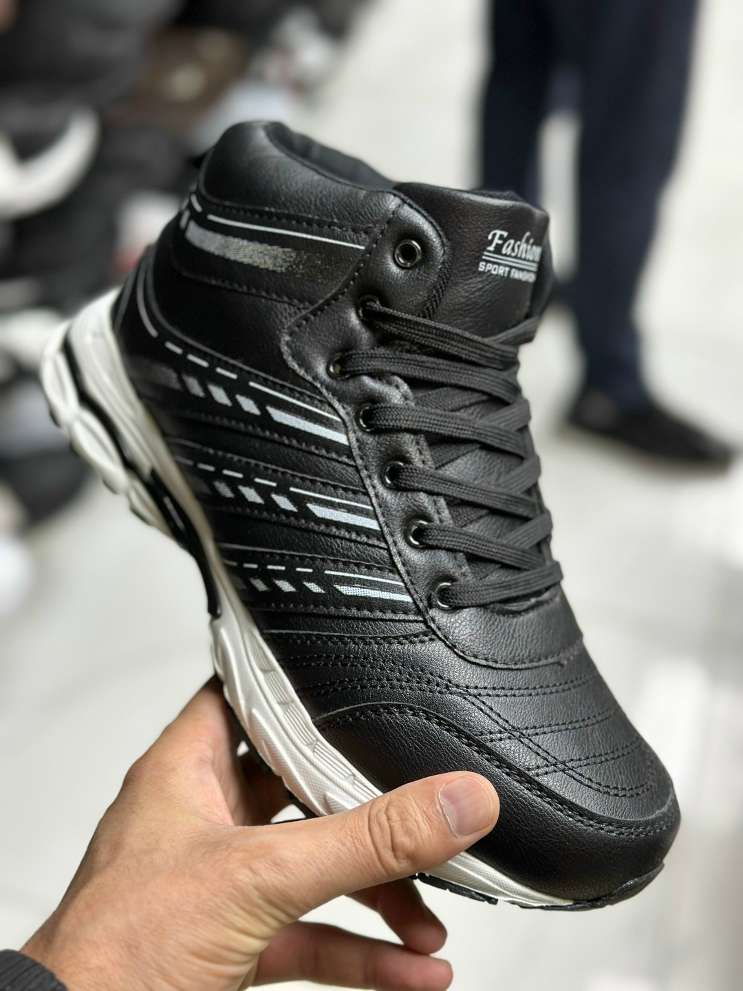 кроссовки зимние adidas,мужские зимние кроссовки,кроссовки зимние мужские adidas,,кроссовки зимние