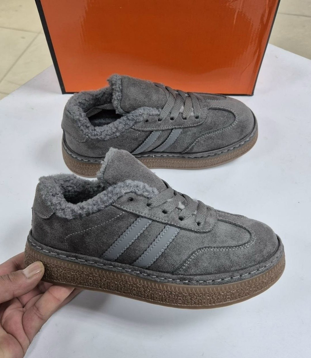 ,кроссовки зимние adidas campus с мехом,кроссовки женскиe,спортивная ,женская зимняя