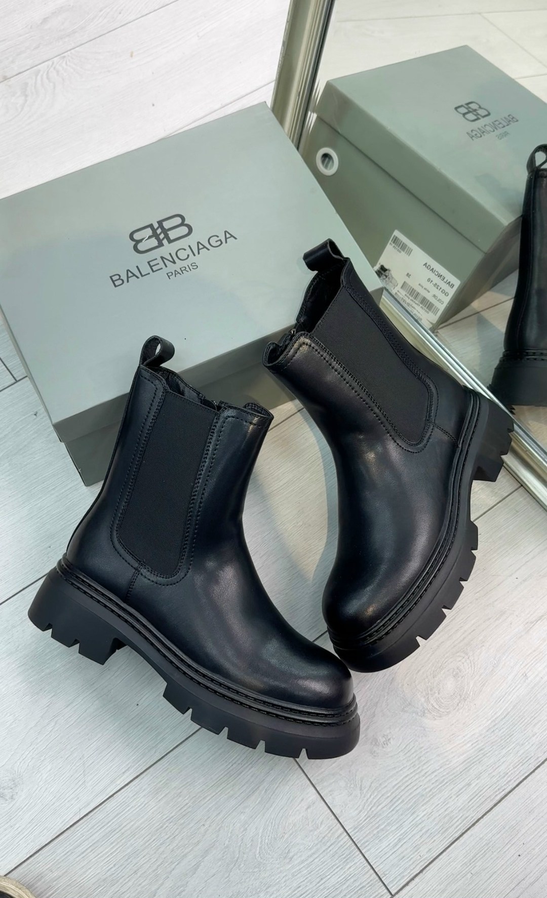 ботинки balenciaga,ботинки челси баленсиага,balenciaga женские кожаные сапоги balenciaga чёрного цвета,ботинки челси balenciaga,ботинки balenciaga челси женские размер 36-40