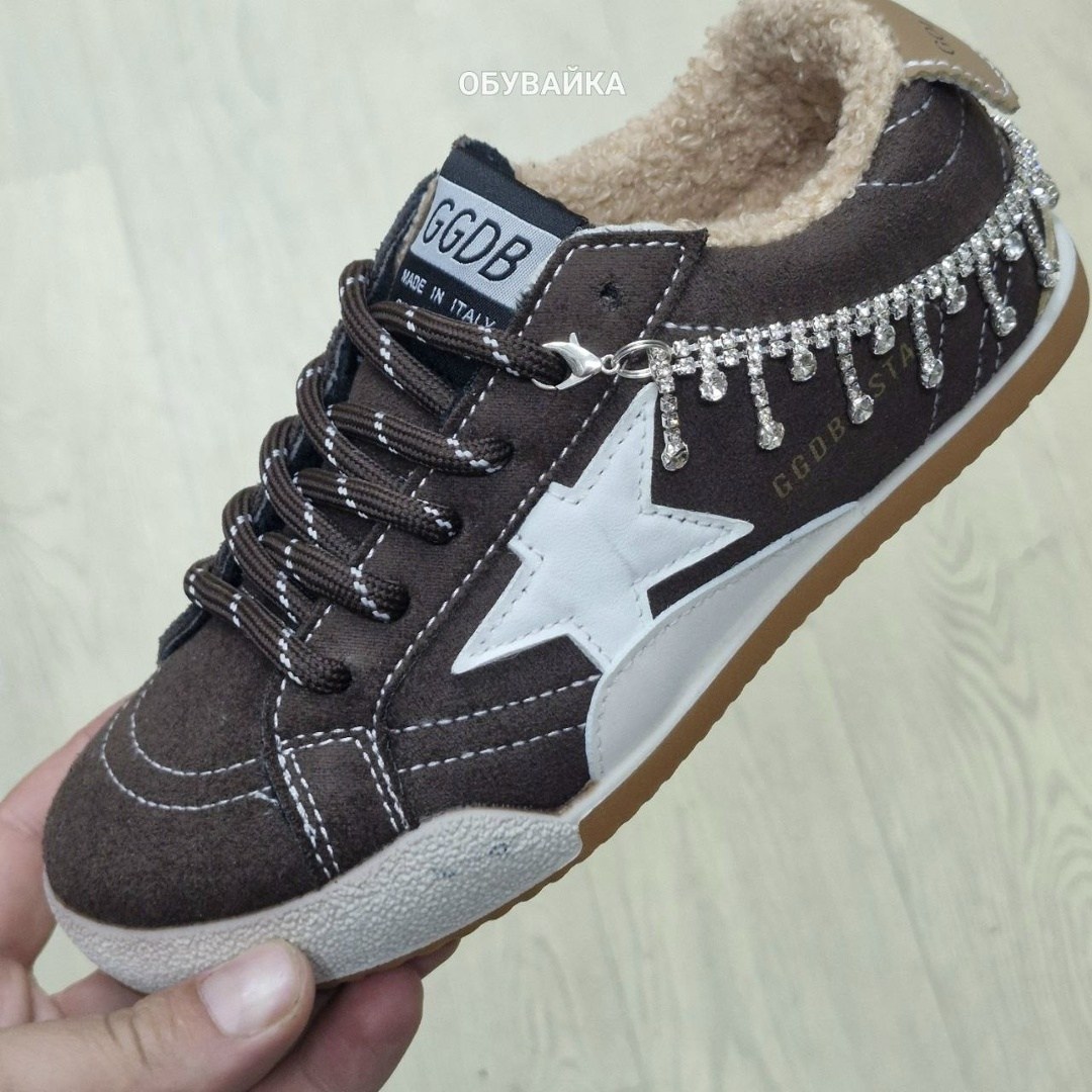 ,кроссовки замшевые,кеды зимние с натуральным мехом golden goose premium shoes,кроссовки со звездами,кеды golden goose