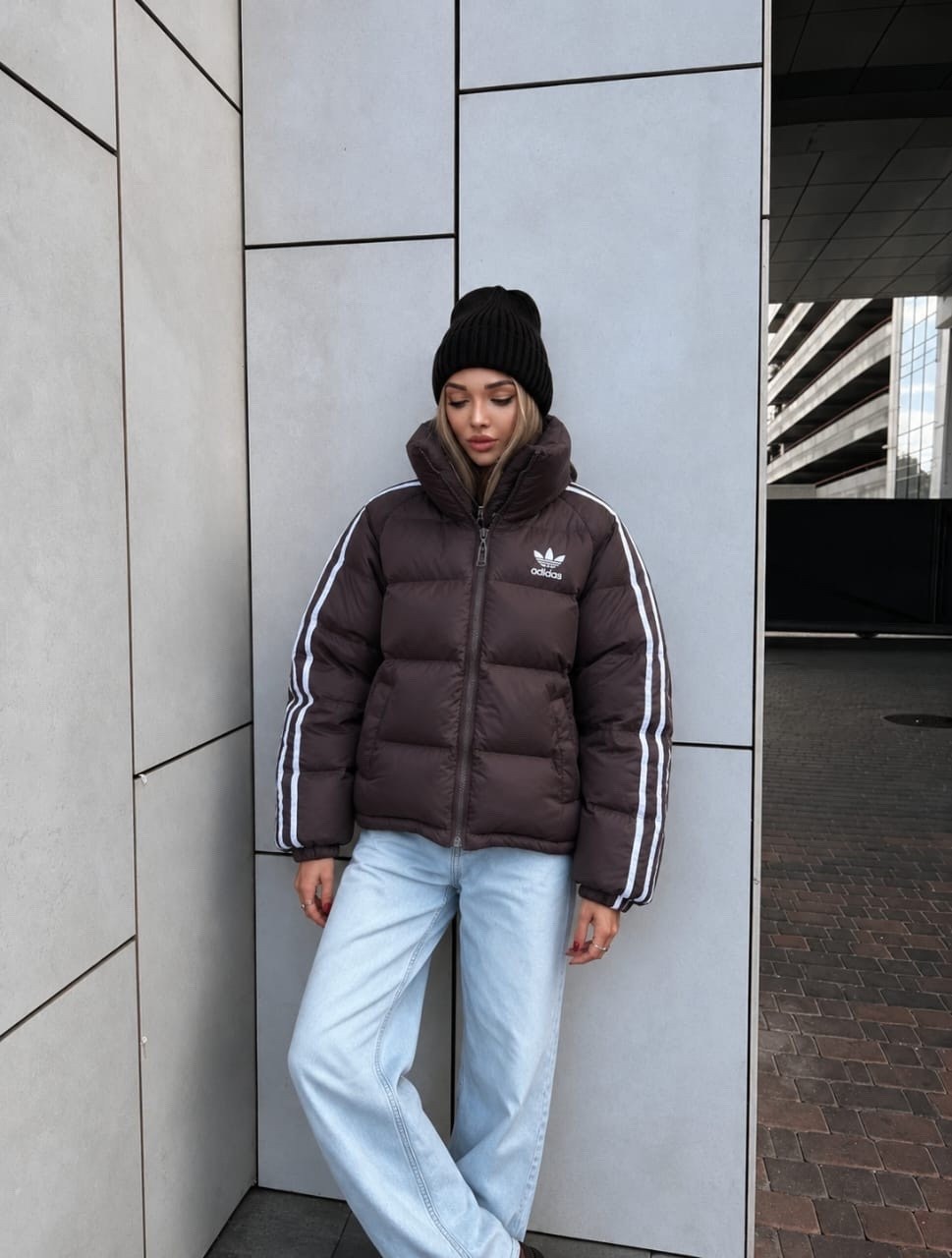 адидас ориджиналс куртка укороченная,красная дутая куртка adidas originals ski chic,зимняя куртка adidas originals,красная куртка adidas женская,куртка adidas originals