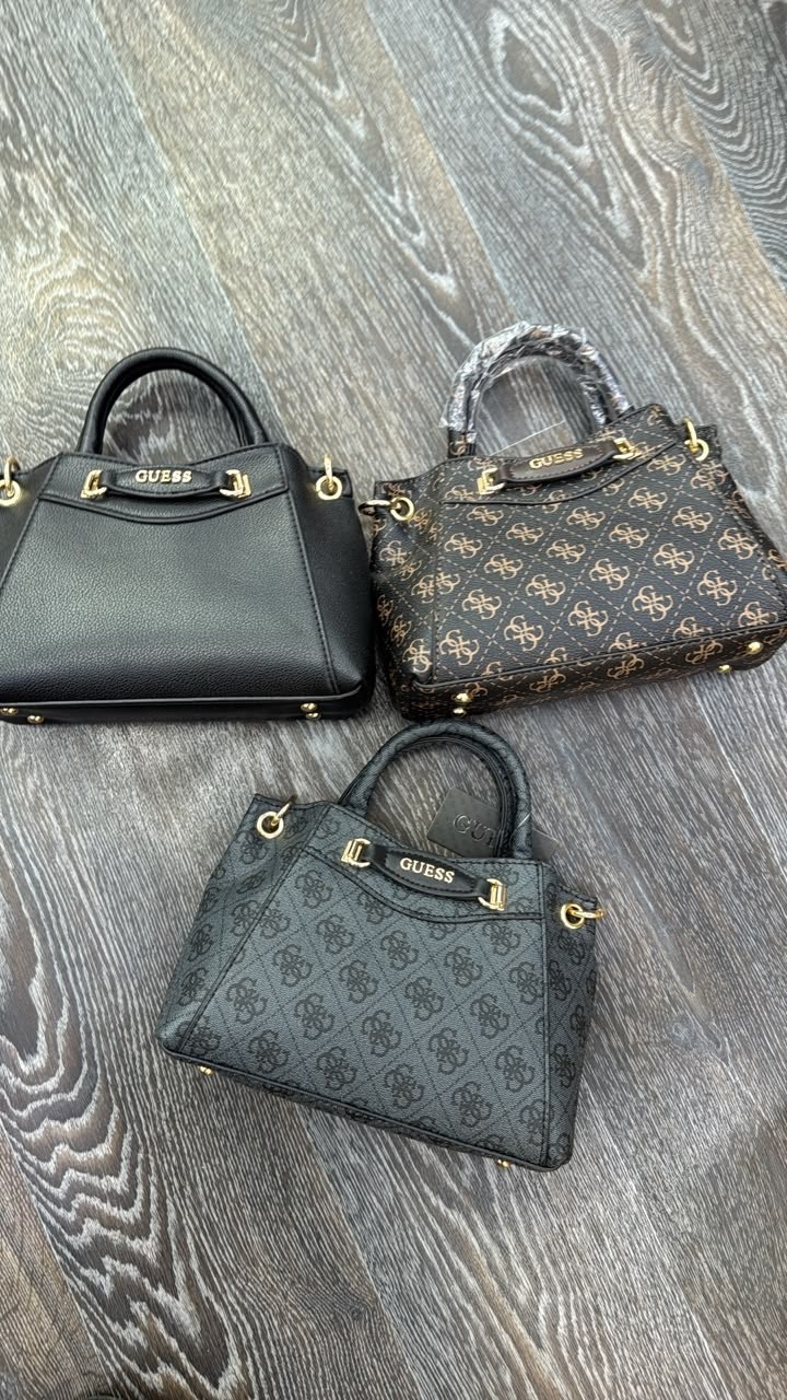 сумка guess,guess сумка кросс боди,guess сумка на плечо,сумка guess женская,модная сумка