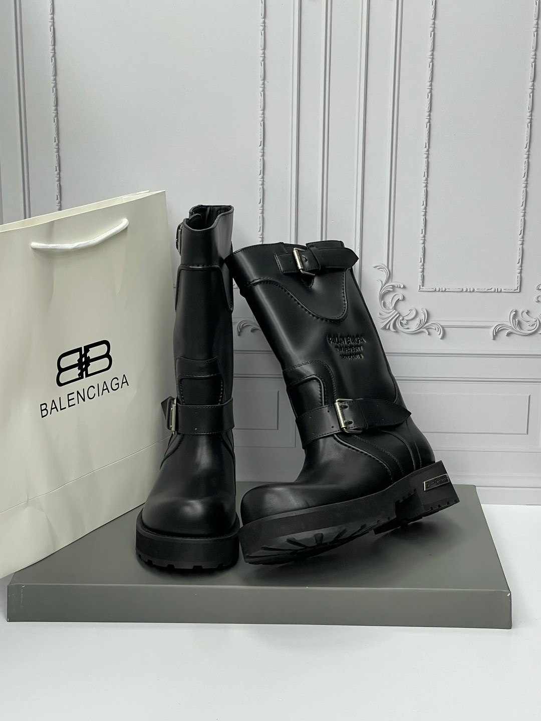 ботинки balenciaga,balenciaga сапоги,balenciaga ,сапоги женские balenciaga,