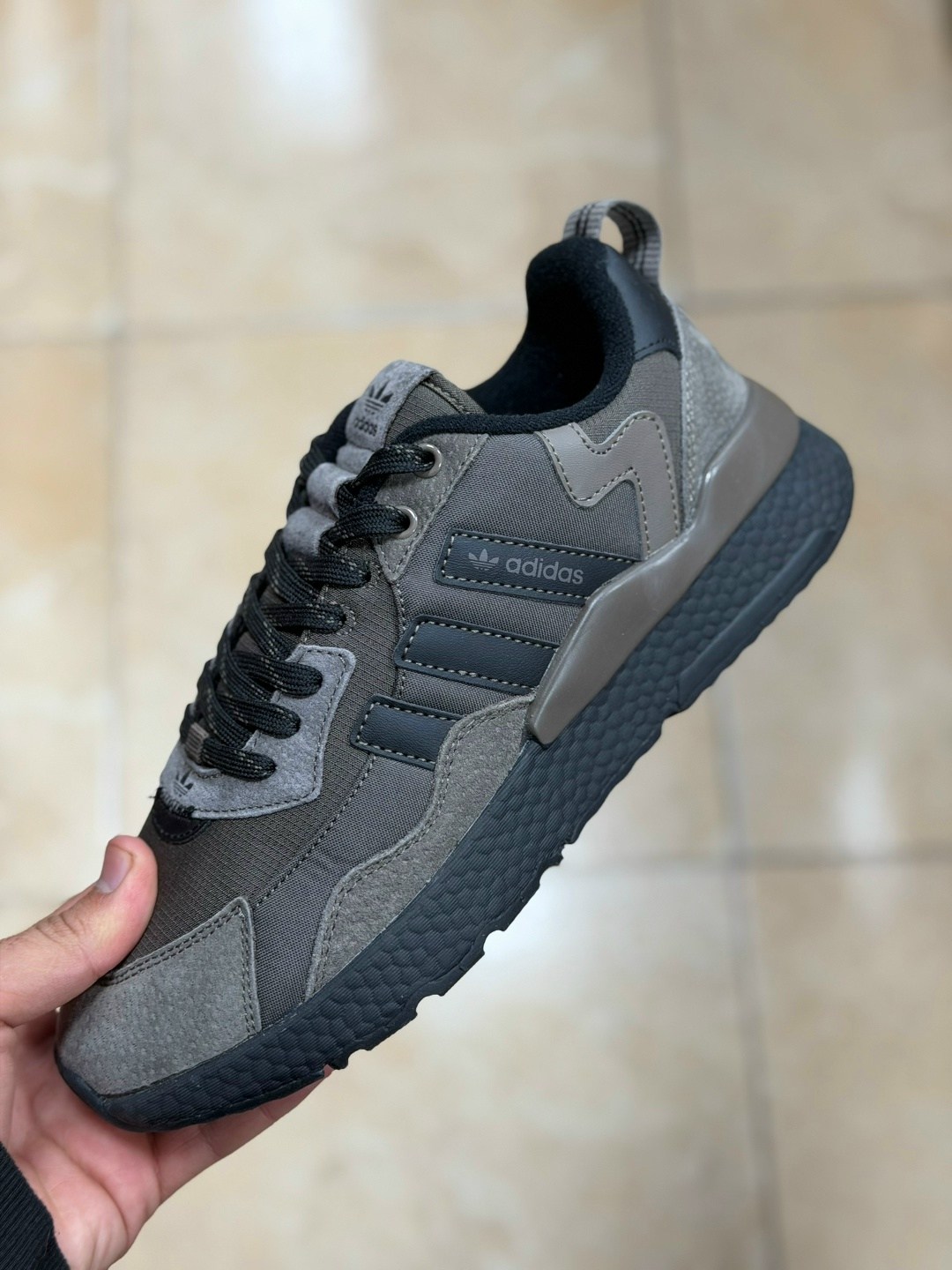 мужские кроссовки adidas,кроссовки adidas nite jogger,кроссовки adidas,кроссовки,мужские кроссовки adidas nite jogger