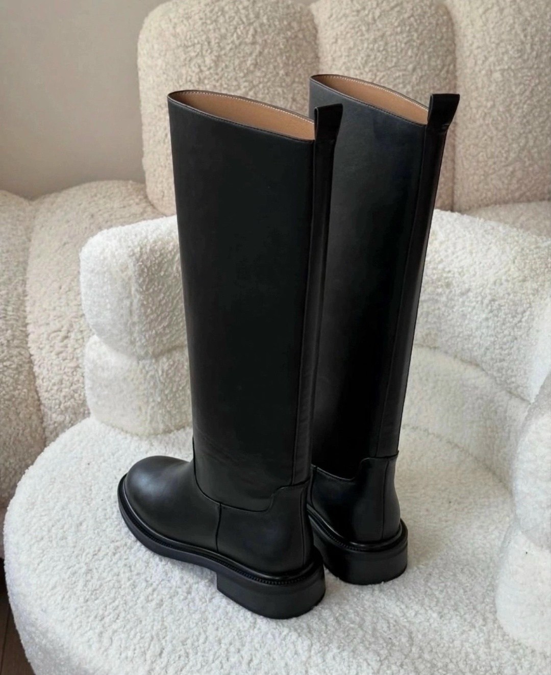 сапоги женские,сапоги высокие,сапоги,женские черные кожаные сапоги jil sander,кожаные женские сапоги