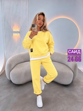 Костюм