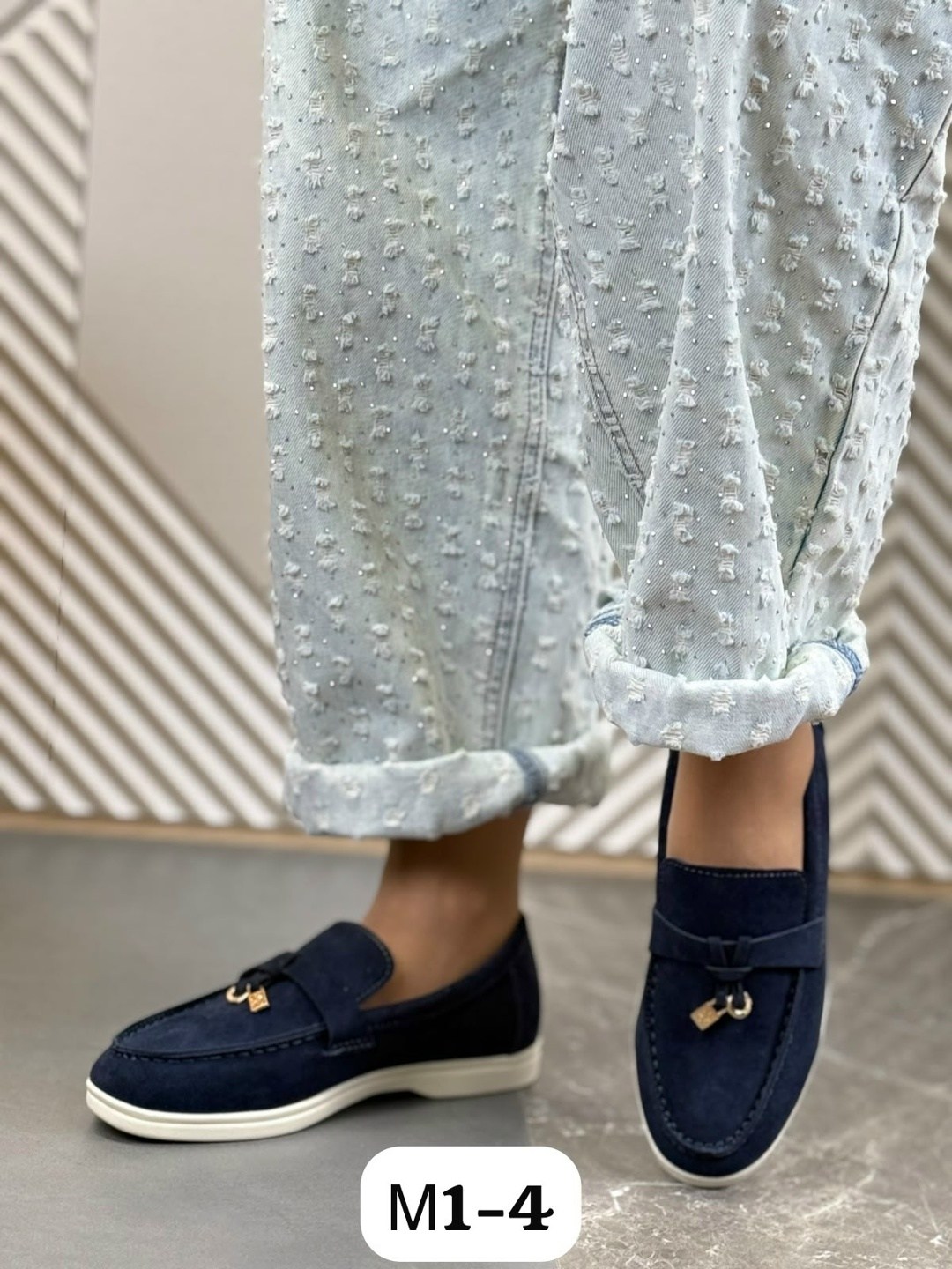 ,лоферы loro piana,женские лоферы,замшевые лоферы,женская