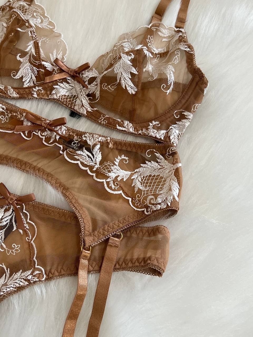 кружевное нижнее белье комплект victoria's secret,женский комплект нижнего белья с,женское белье нижнее,кружевное белье,комплекты белье