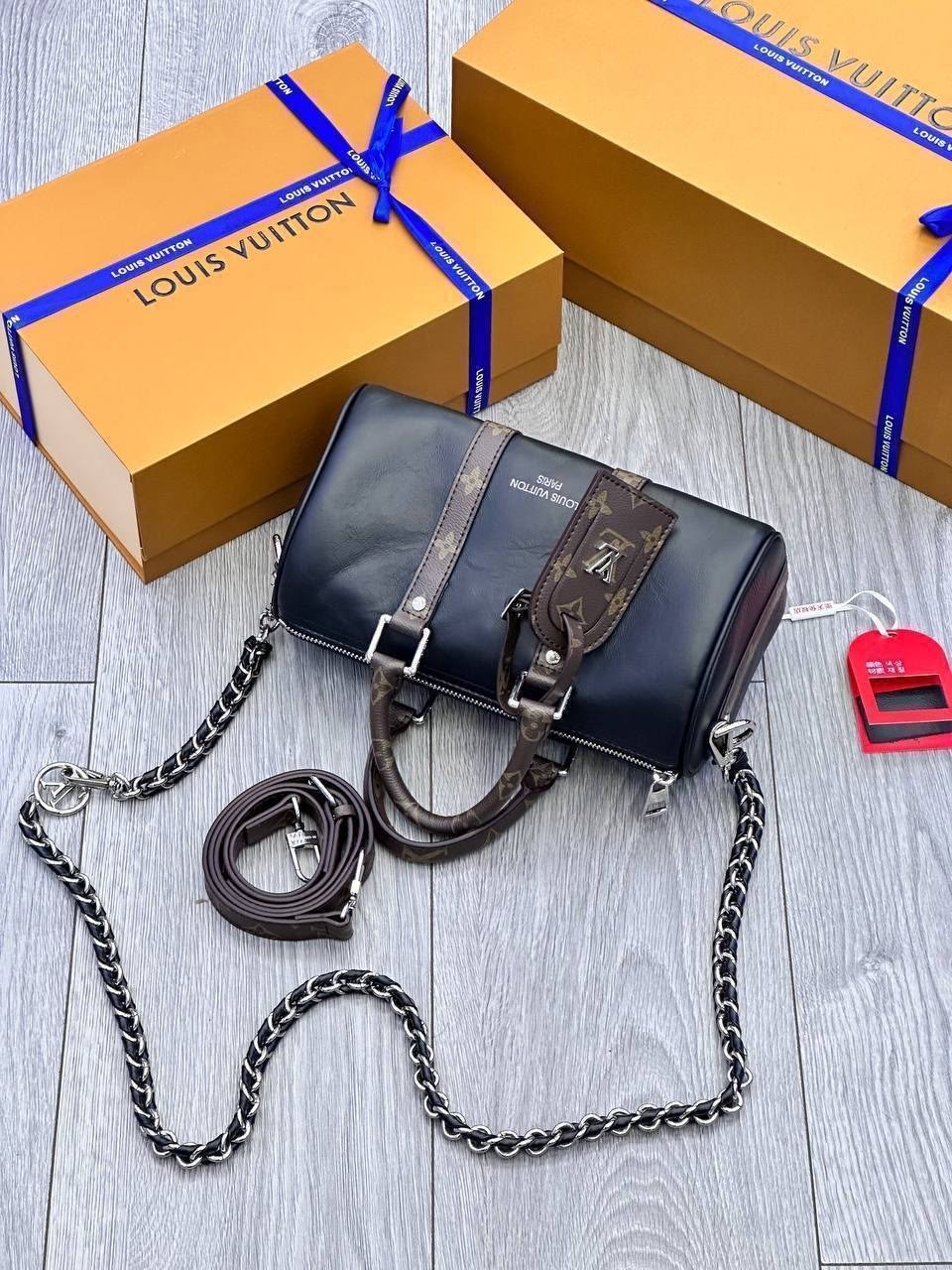 сумка женская louis vuitton,сумка louis vuitton,louis vuitton сумка на плечо кросс-боди,женская сумка из натуральной кожи от louis vuitton,классическая сумка speedy louis vuitton с монограммой