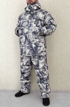 Костюм