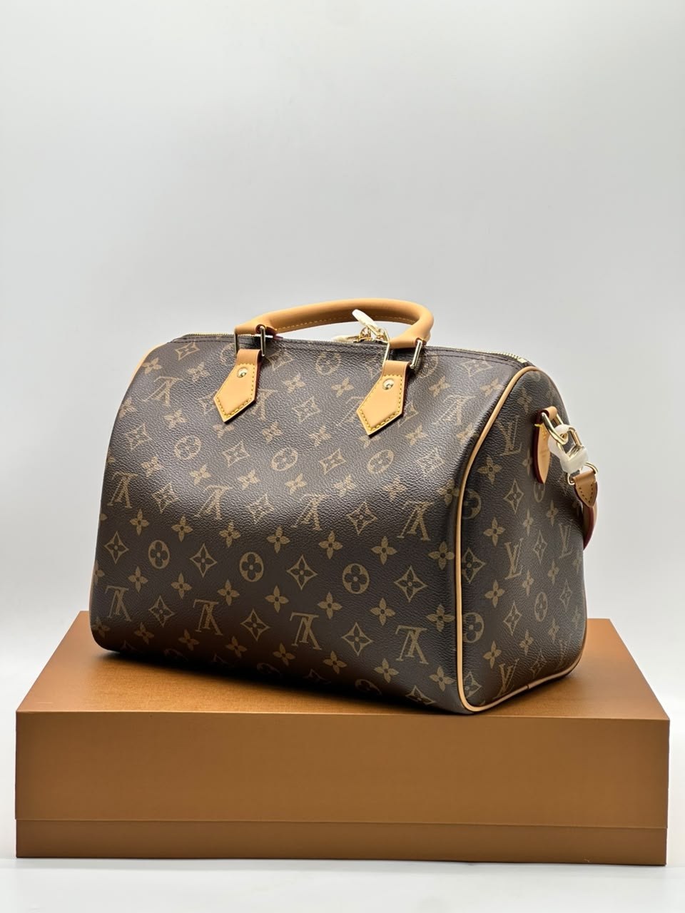 сумка женская louis vuitton,сумка louis vuitton,сумка луи виттон,сумка,сумки брендовые луис вьютон