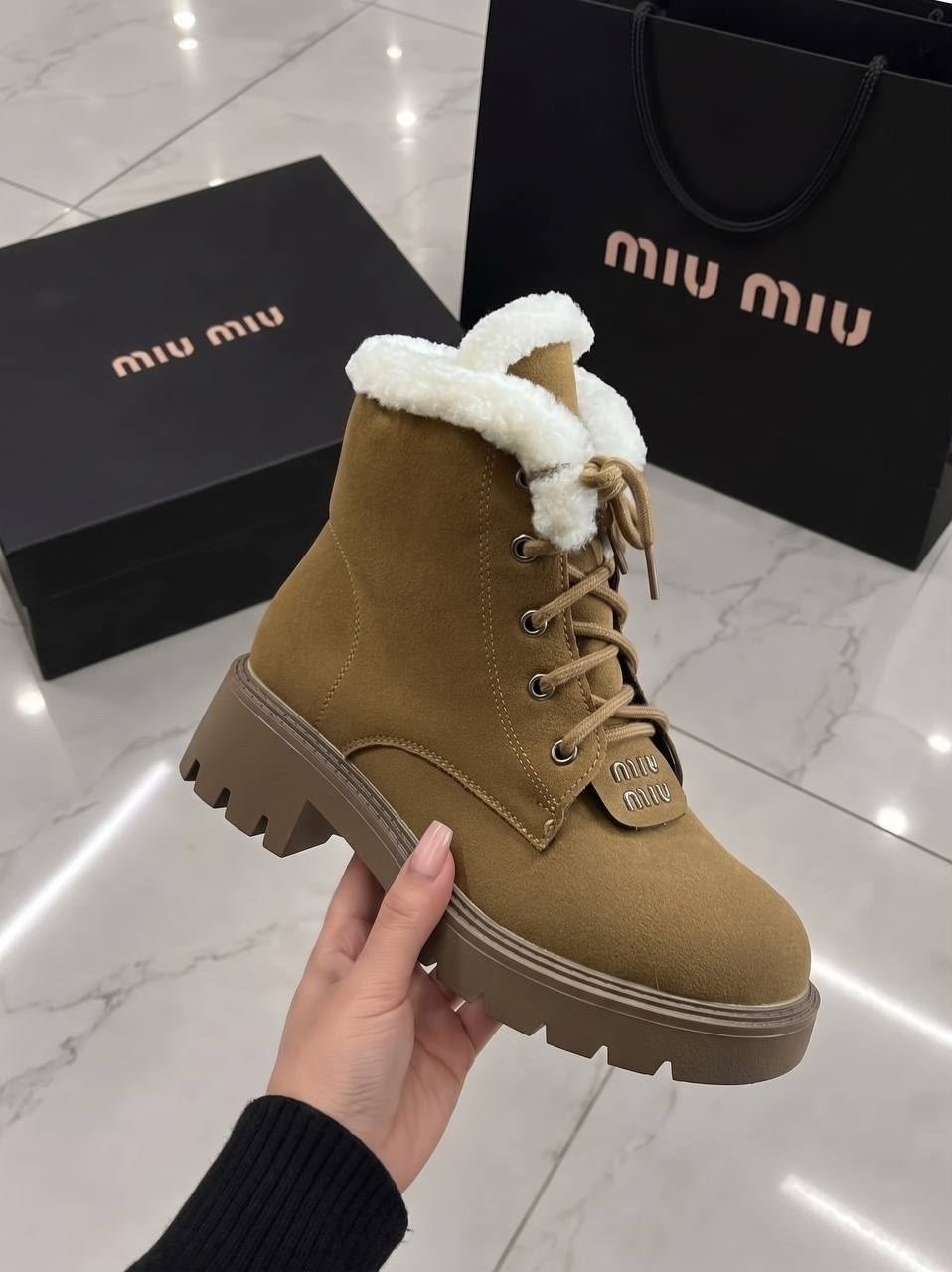 ботинки женские miu miu,ботинки miu miu,ботинки зимние женские,miu miu зимние ботинки,